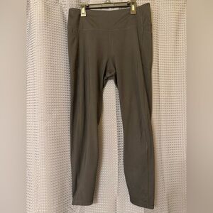 VSX Women's Charcoal Leggings